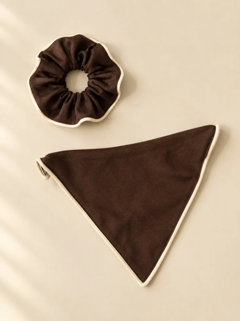 Espresso Piped Duo: all pieces of the set laid flat